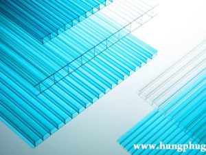 Tâm Lấy Sáng Polycarbonate Thông Minh