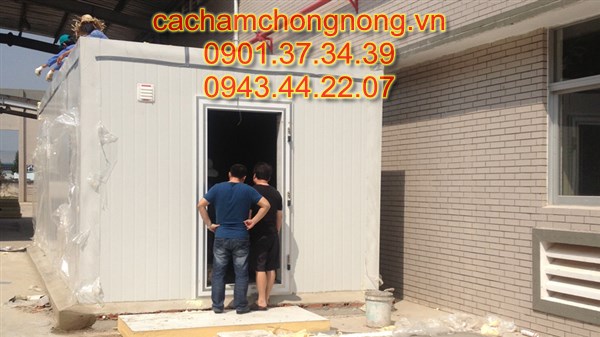nh&agrave; panel kho lạnh