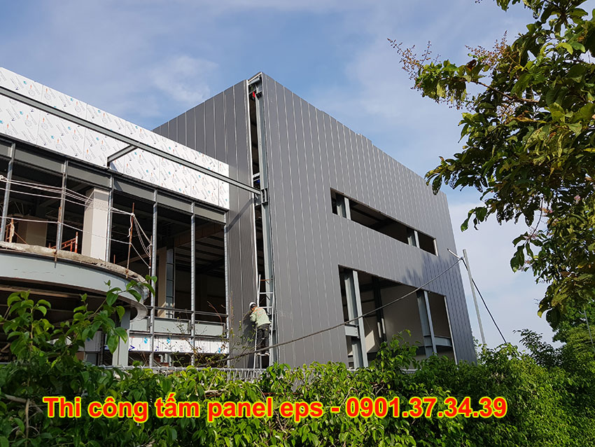 Thi c&ocirc;ng tấm panel eps